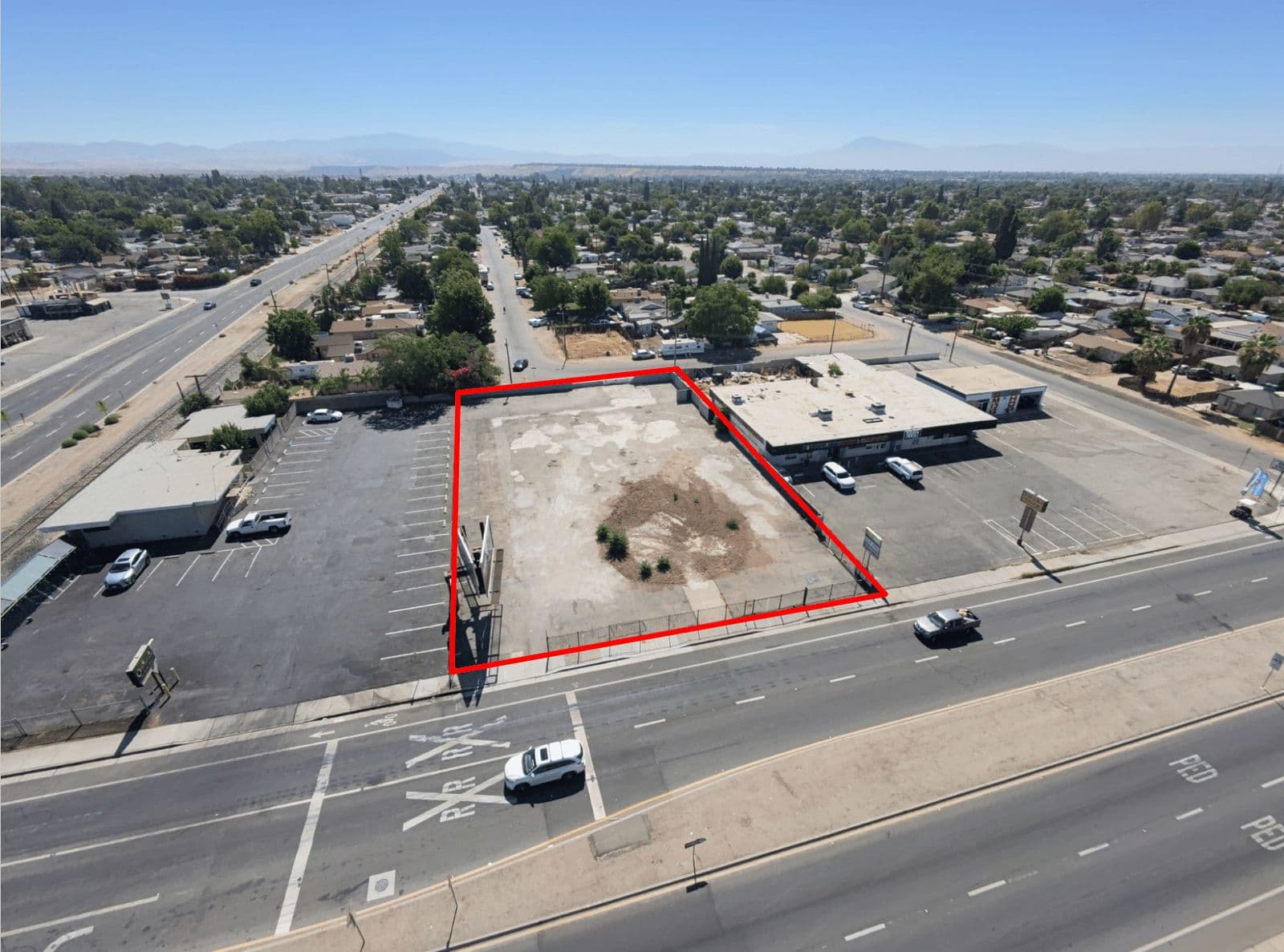 1400 Airport Drive