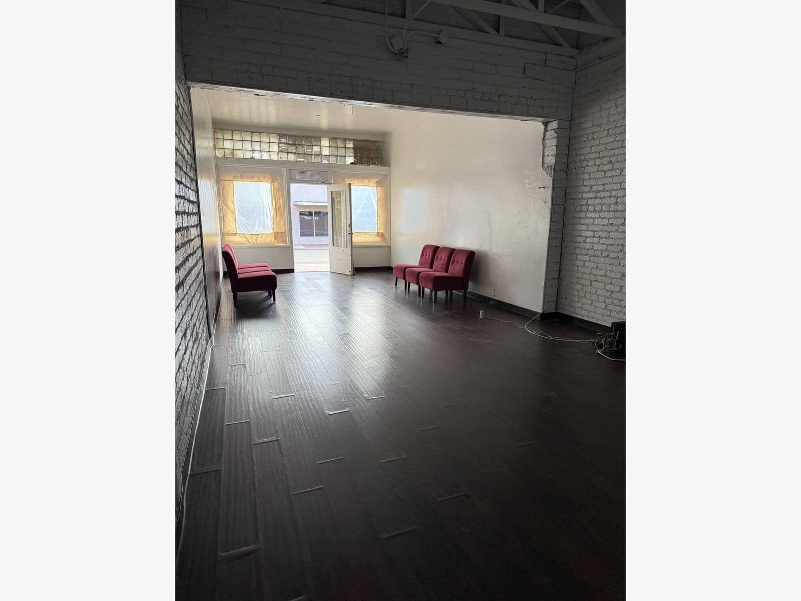 407 Center St Storefront — photo 6